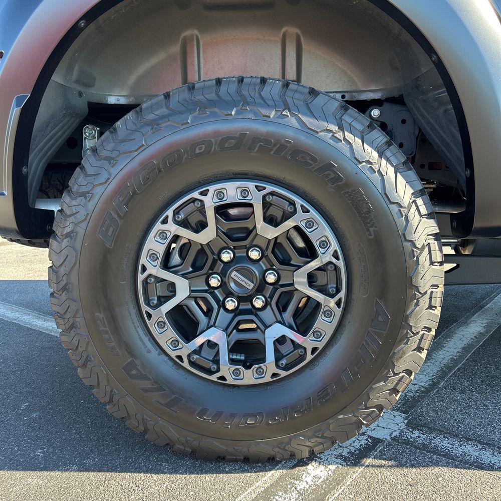 2025 Ford F-150 - Image 54