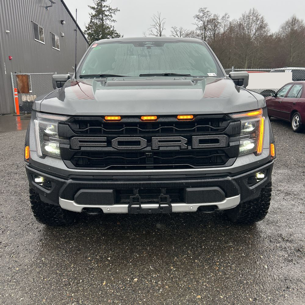 2025 Ford F-150 Raptor - Image 25