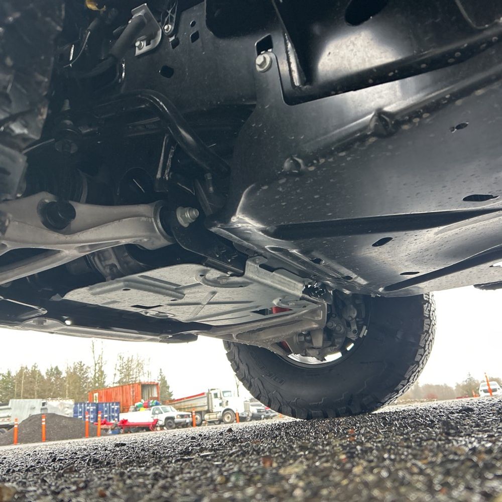 2025 Ford F-150 Raptor - Image 32