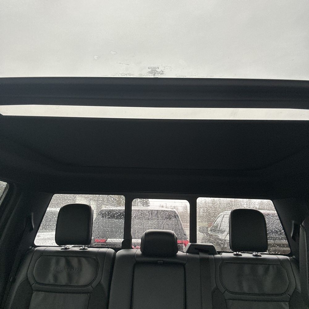 2025 Ford F-150 Raptor - Image 40