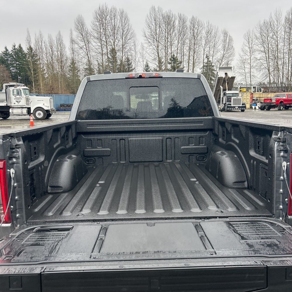 2025 Ford F-150 Raptor - Image 47