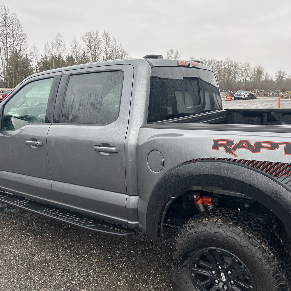 2025 Ford F-150 Raptor - Image 50