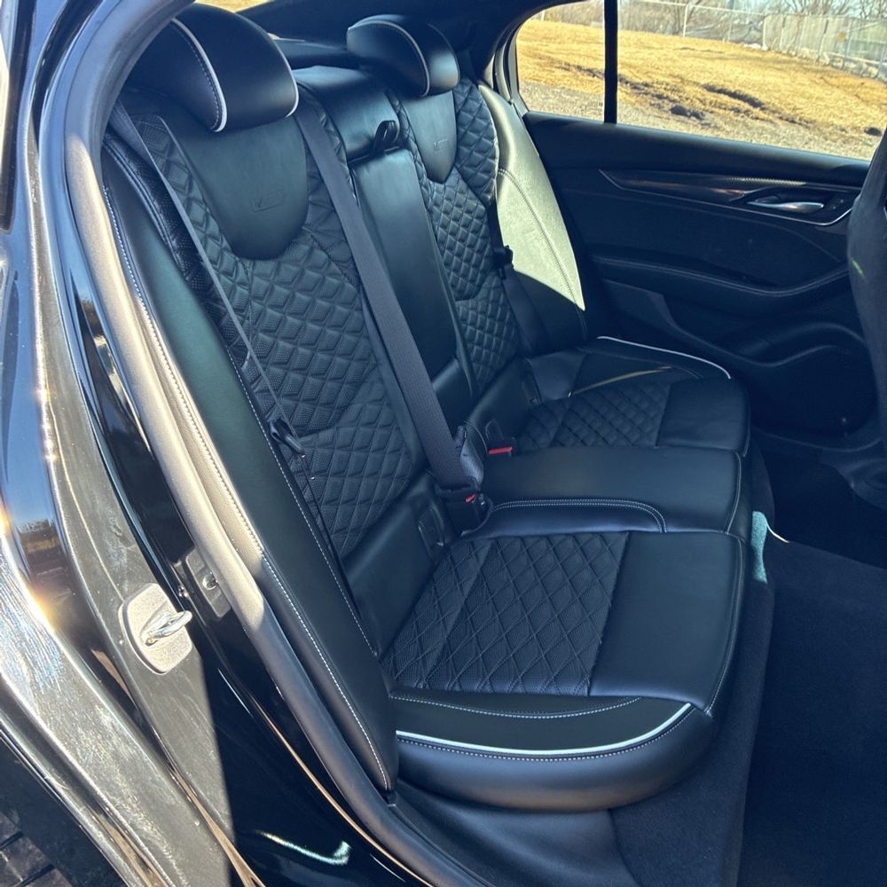 2023 Cadillac CT5-V - Image 4