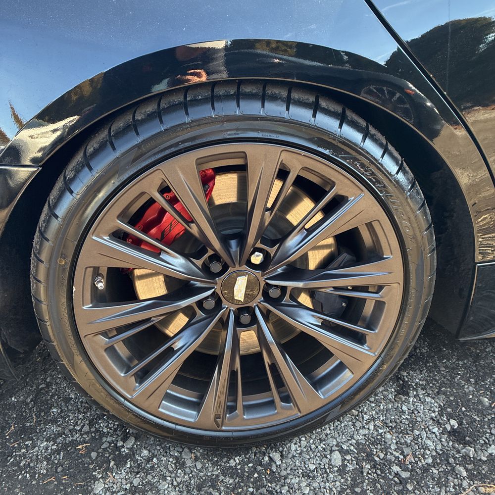 2023 Cadillac CT5-V - Image 40