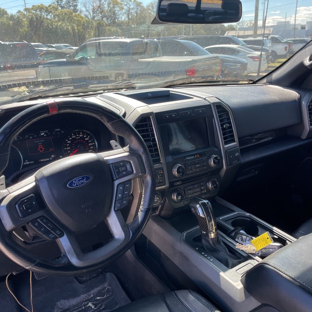 2018 Ford F-150 - Image 30
