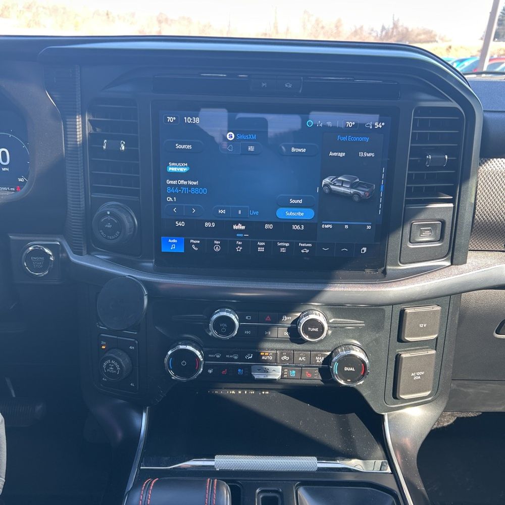 2025 Ford F-150 - Image 12