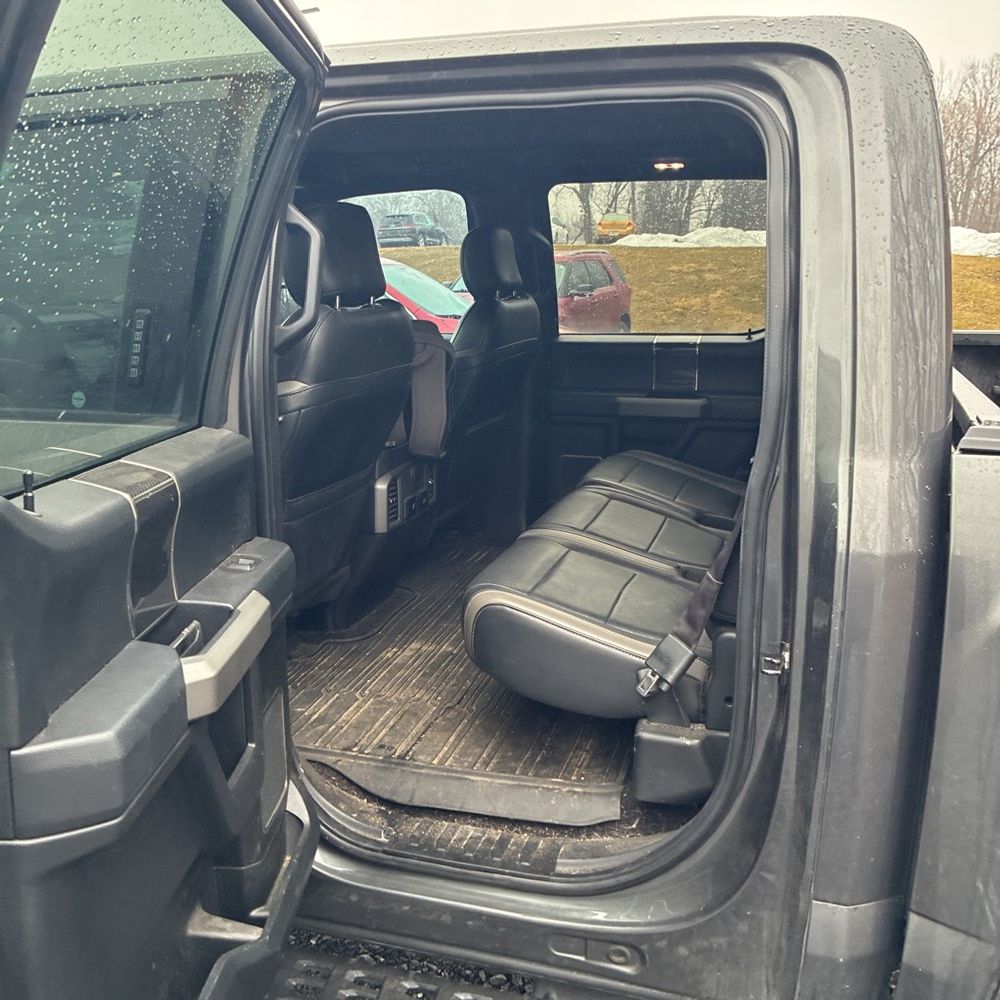 2018 Ford F-150 - Image 39