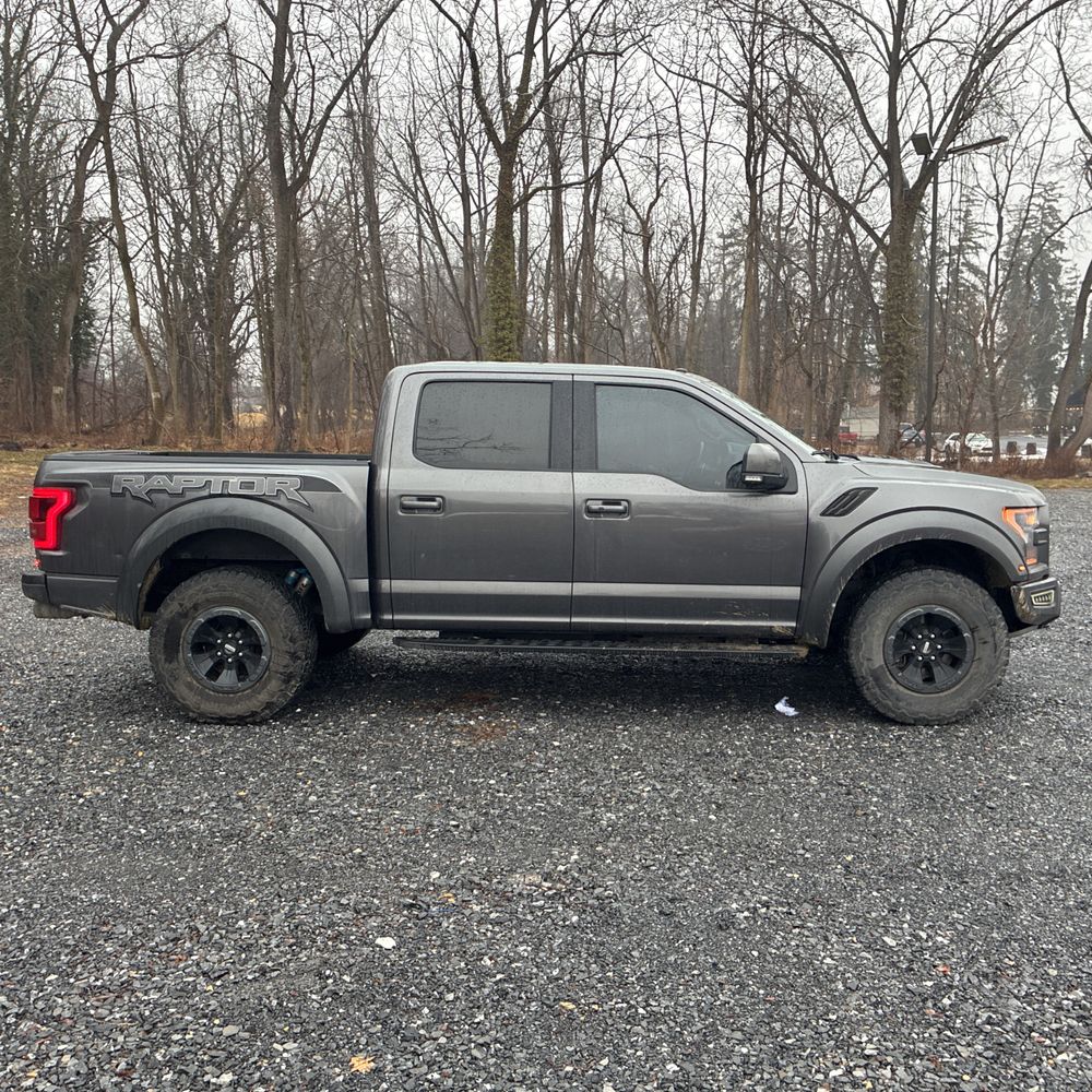 2018 Ford F-150 - Image 50