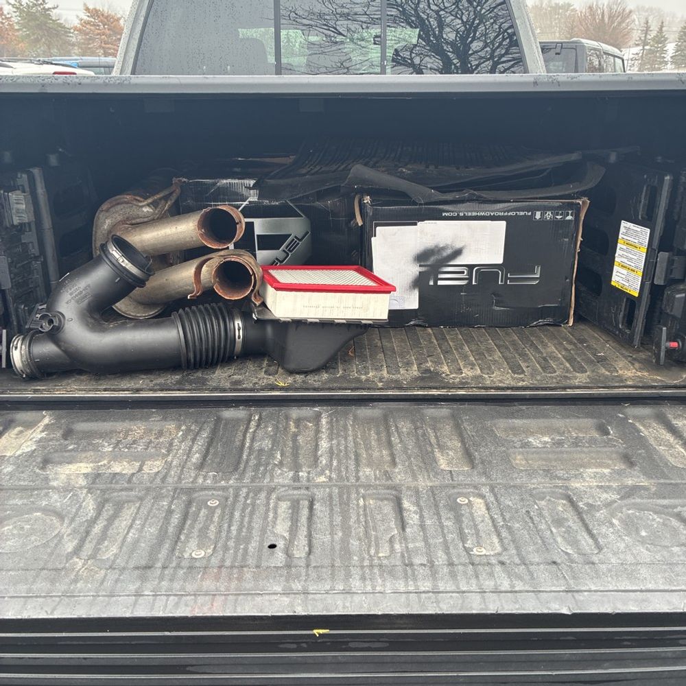 2019 Ford F-150 - Image 40