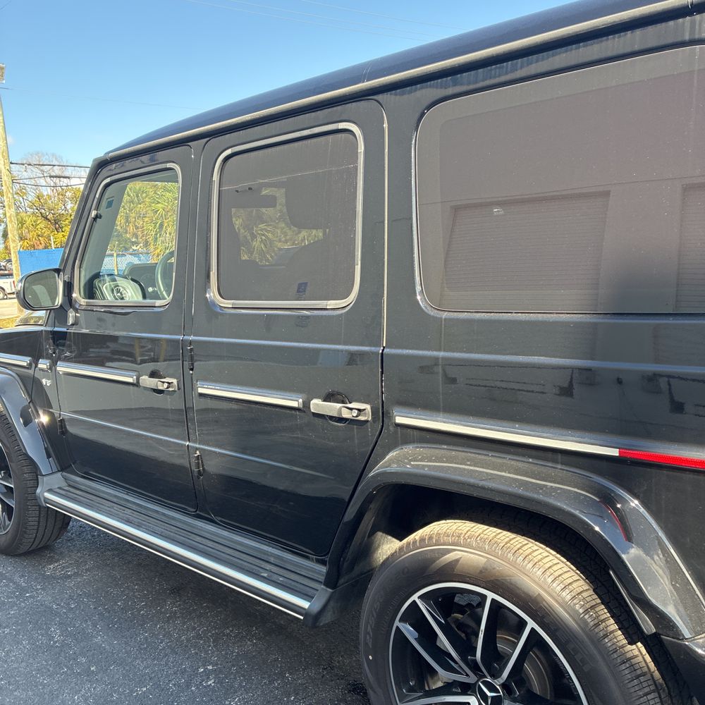 2023 Mercedes-Benz G-Class - Image 9