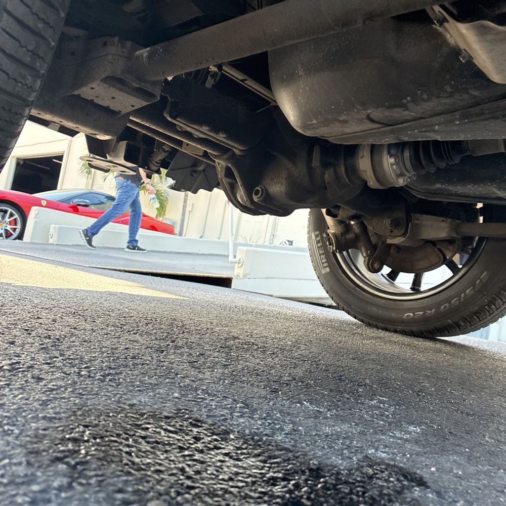 2023 Mercedes-Benz G-Class - Image 40