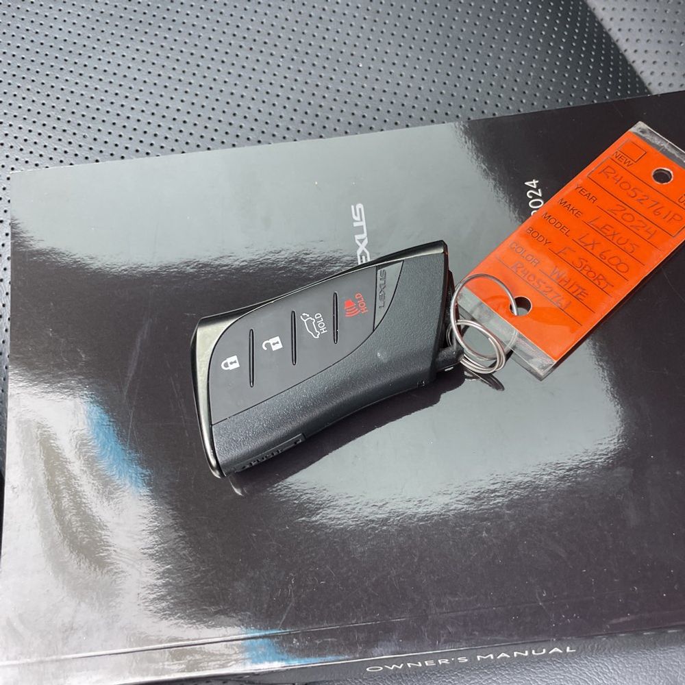 2024 Lexus LX 600 - Image 26