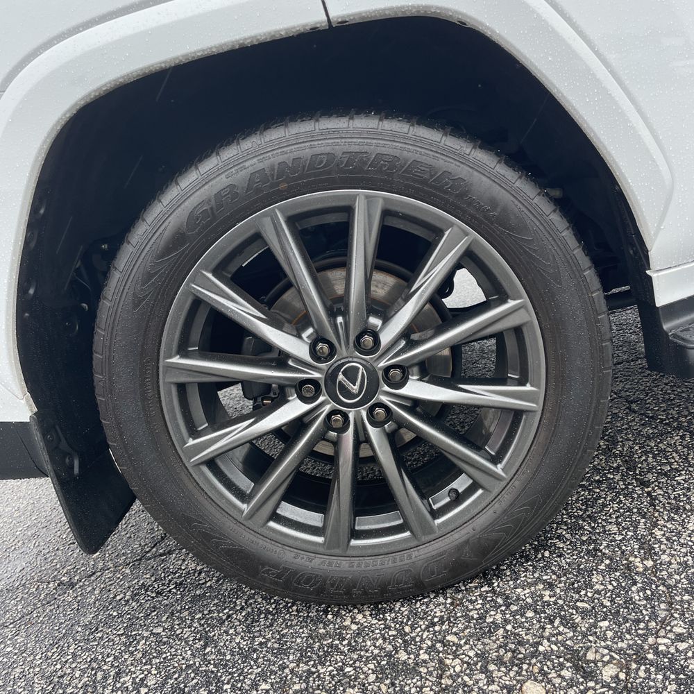 2024 Lexus LX 600 - Image 39