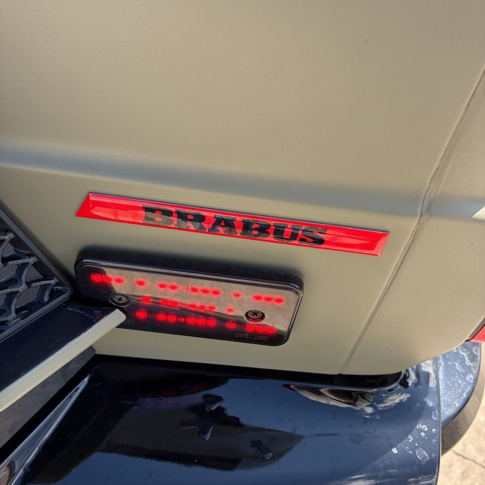 2005 Mercedes-Benz G-Class - Image 12