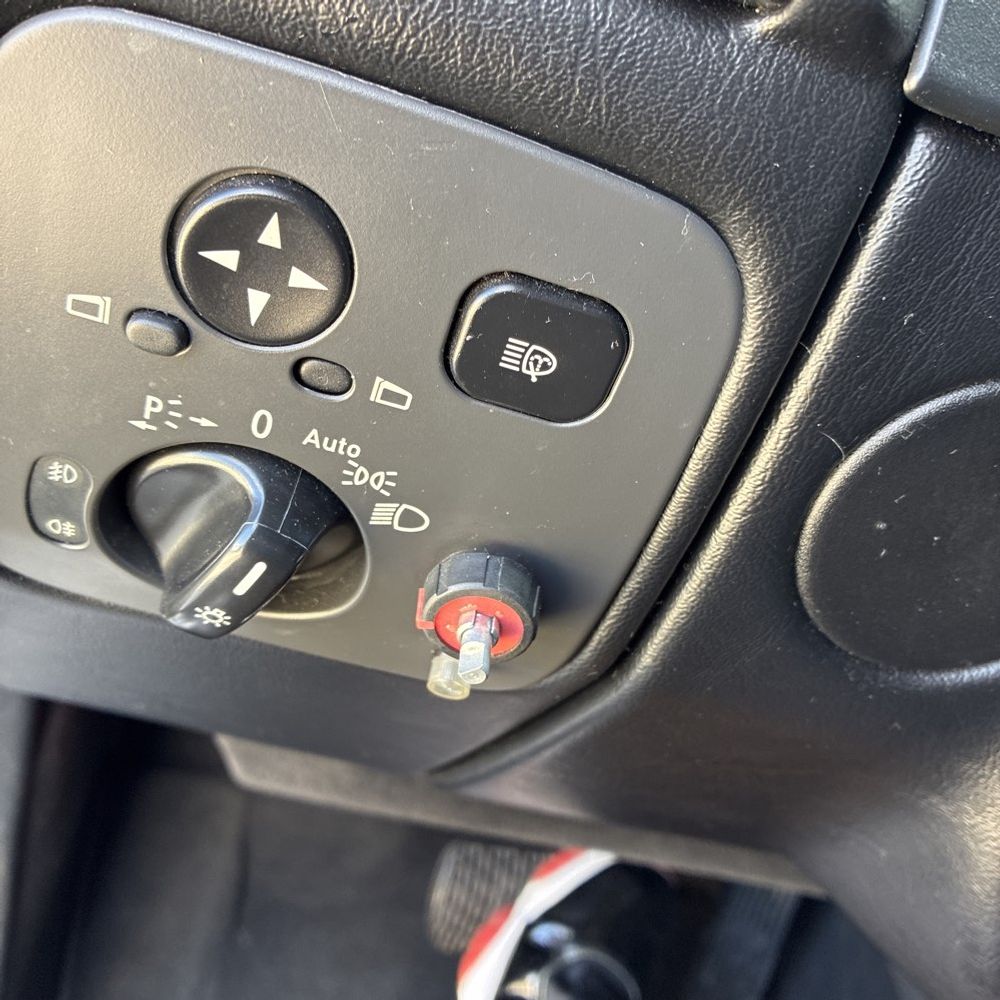 2005 Mercedes-Benz G-Class - Image 16