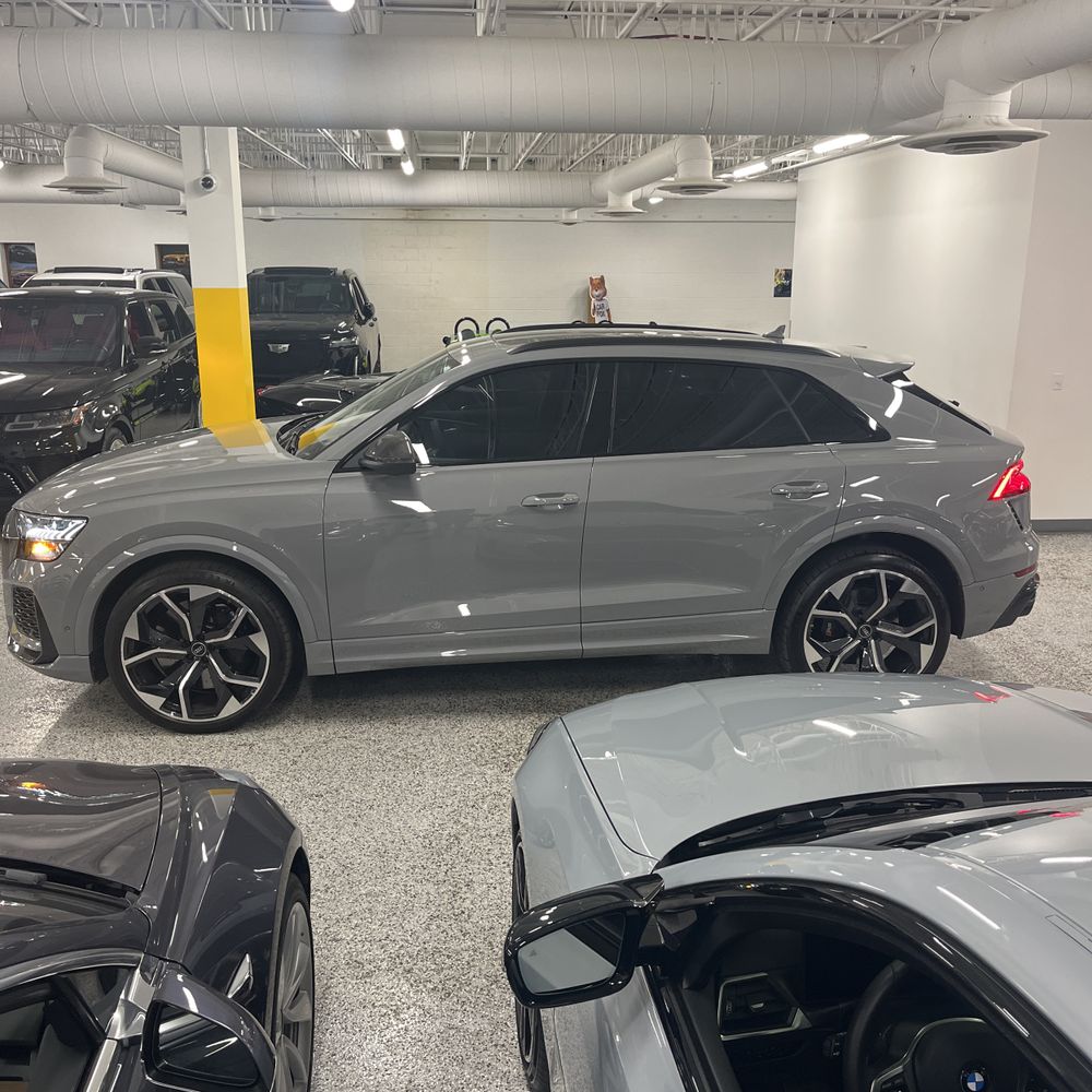 2024 Audi RS Q8 - Image 18