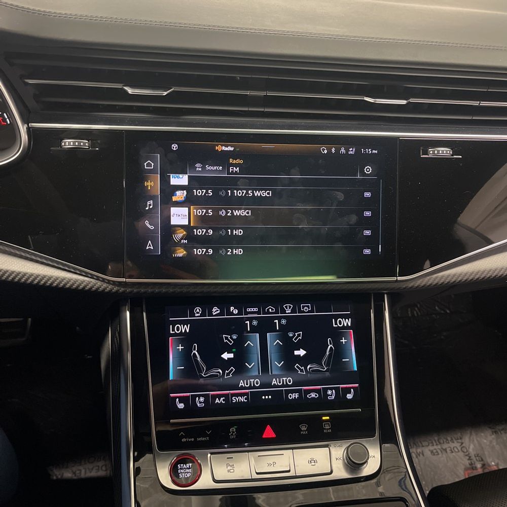 2024 Audi RS Q8 - Image 33