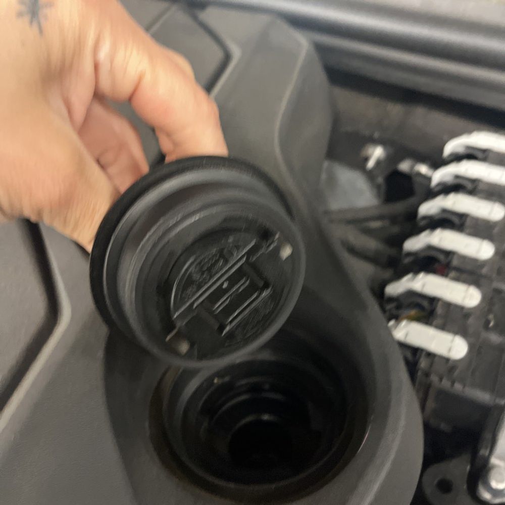 2024 Audi RS Q8 - Image 44