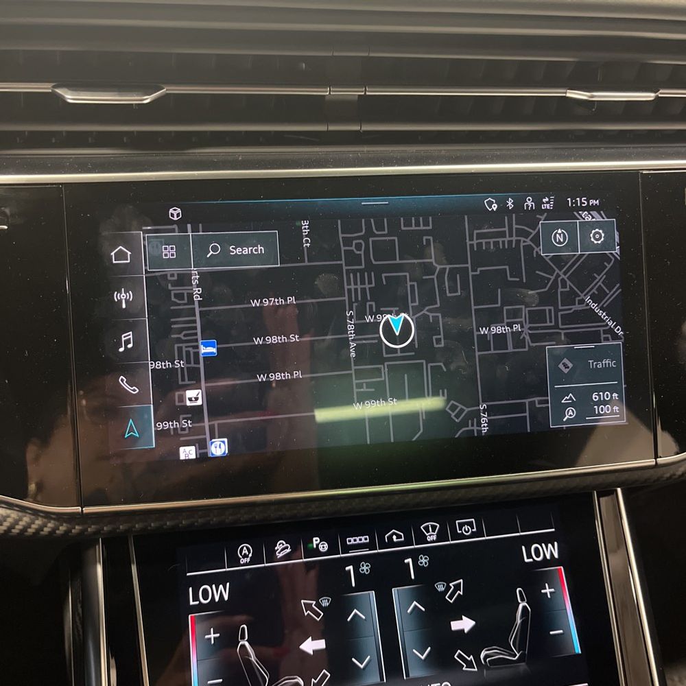 2024 Audi RS Q8 - Image 48