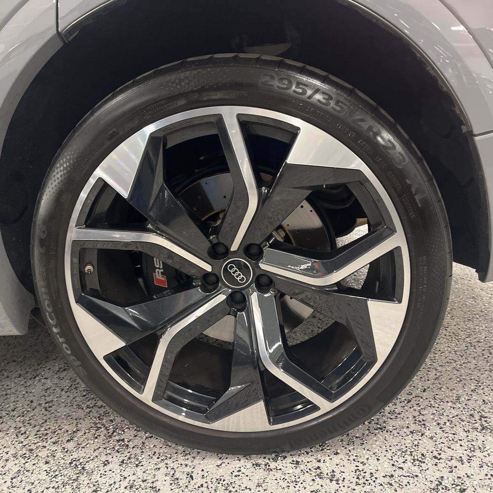 2024 Audi RS Q8 - Image 49