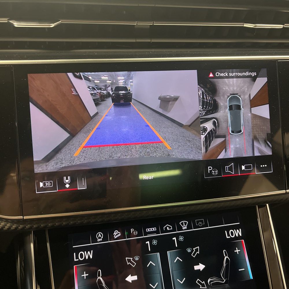 2024 Audi RS Q8 - Image 53