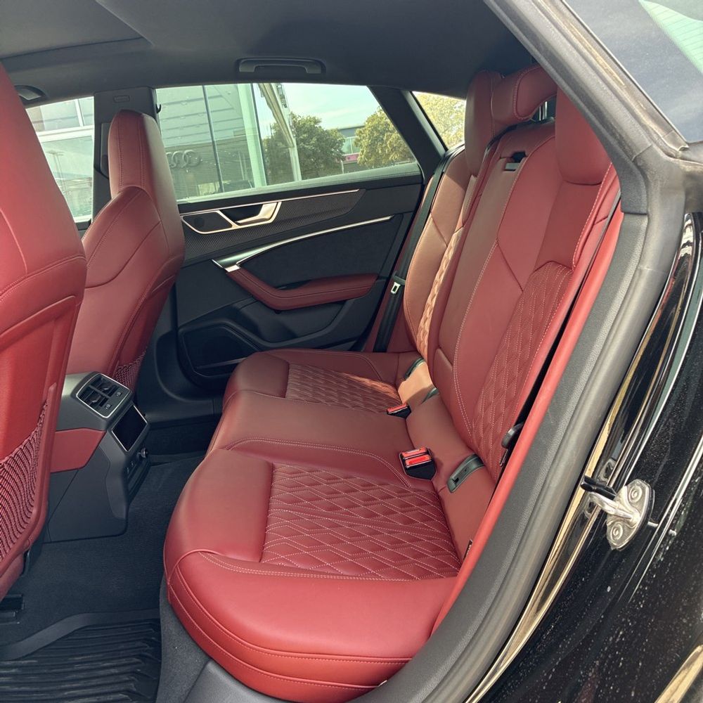 2025 Audi S7 Sportback - Image 14