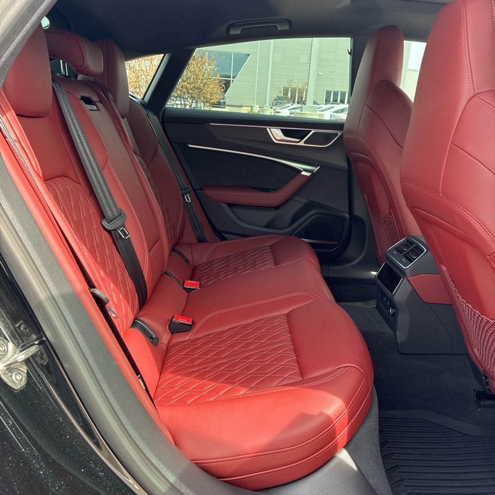 2025 Audi S7 Sportback - Image 30