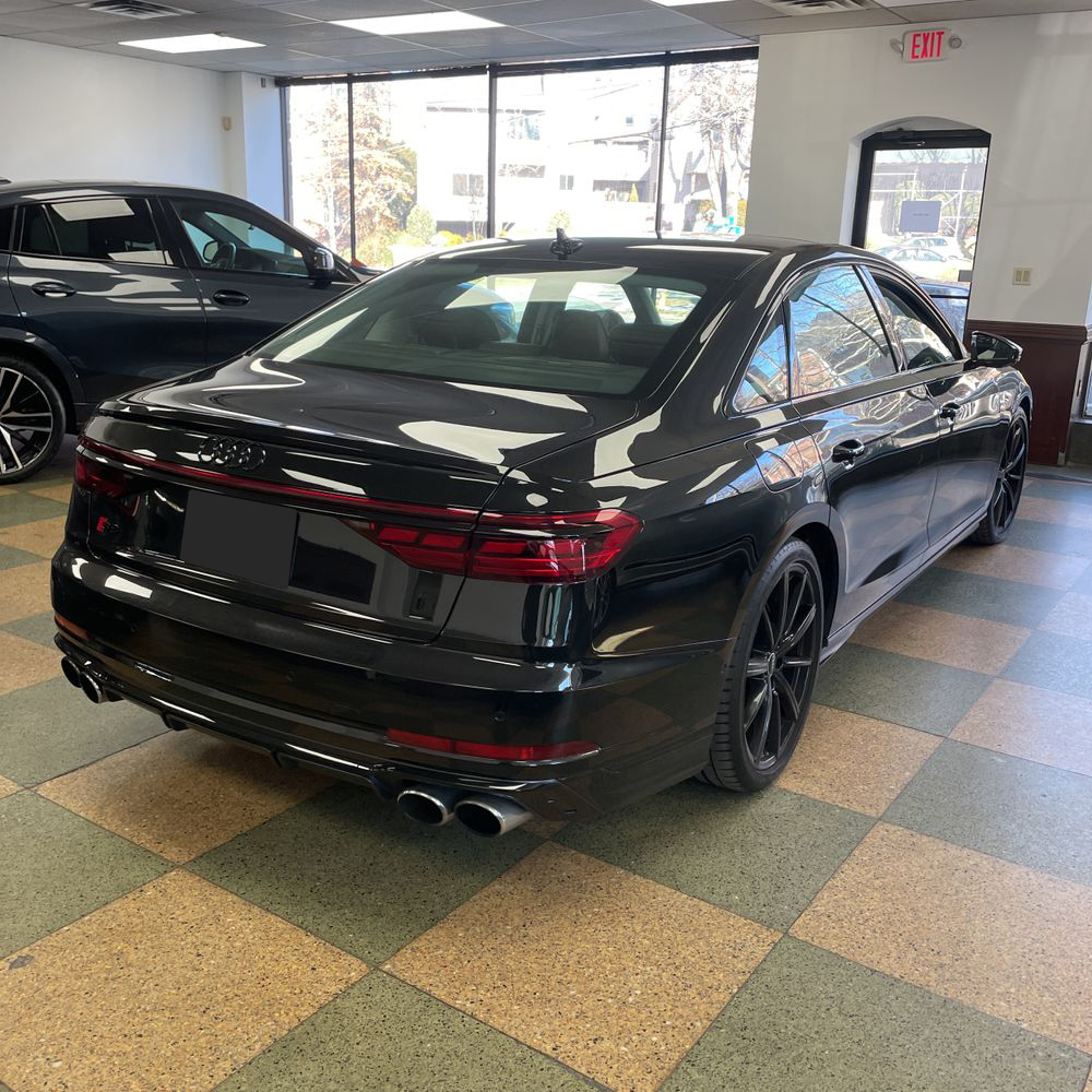 2023 Audi S8 - Image 13