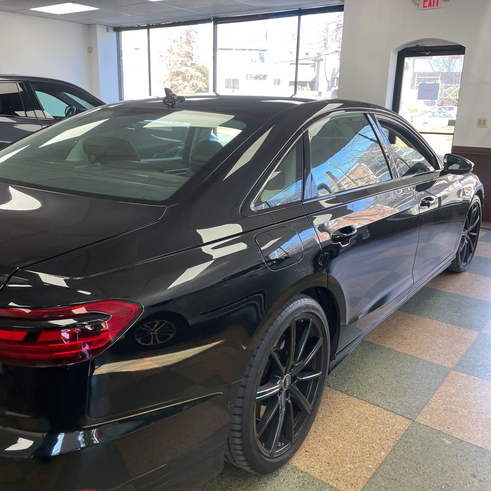 2023 Audi S8 - Image 16