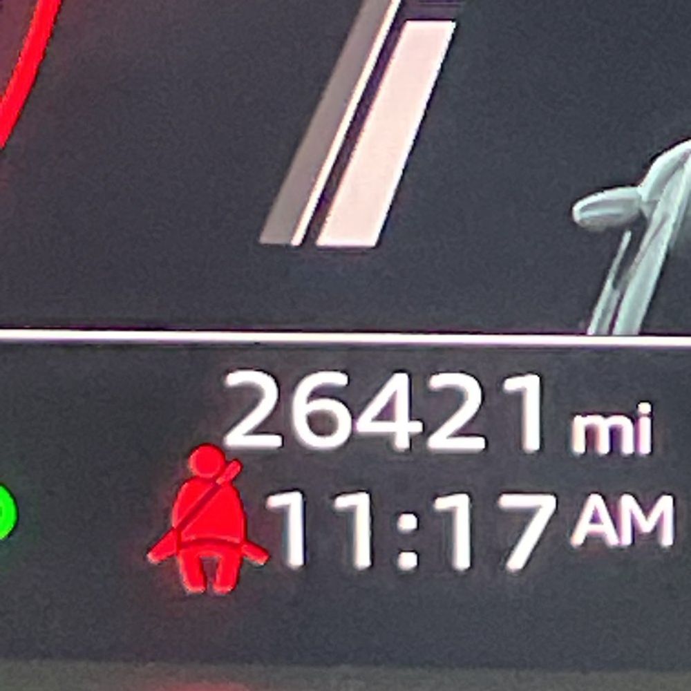 2023 Audi S8 - Image 39