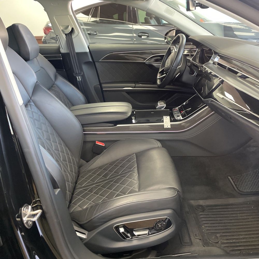 2023 Audi S8 - Image 40