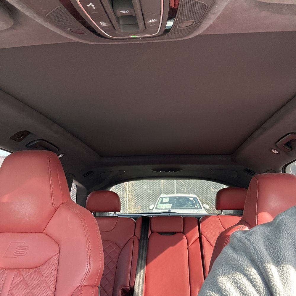 2023 Audi SQ7 - Image 9