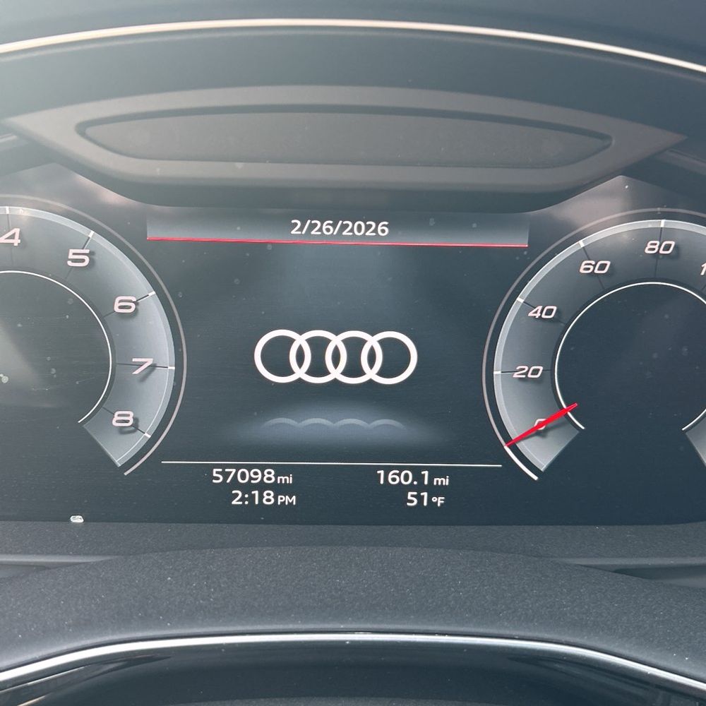 2023 Audi SQ7 - Image 10