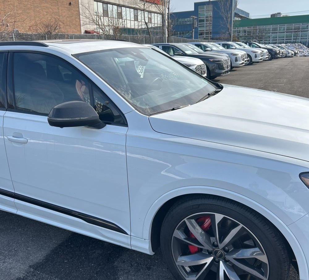 2023 Audi SQ7 - Image 14