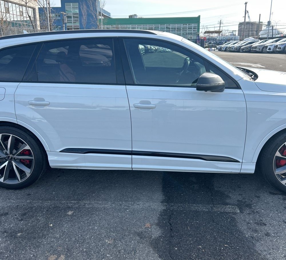 2023 Audi SQ7 - Image 23
