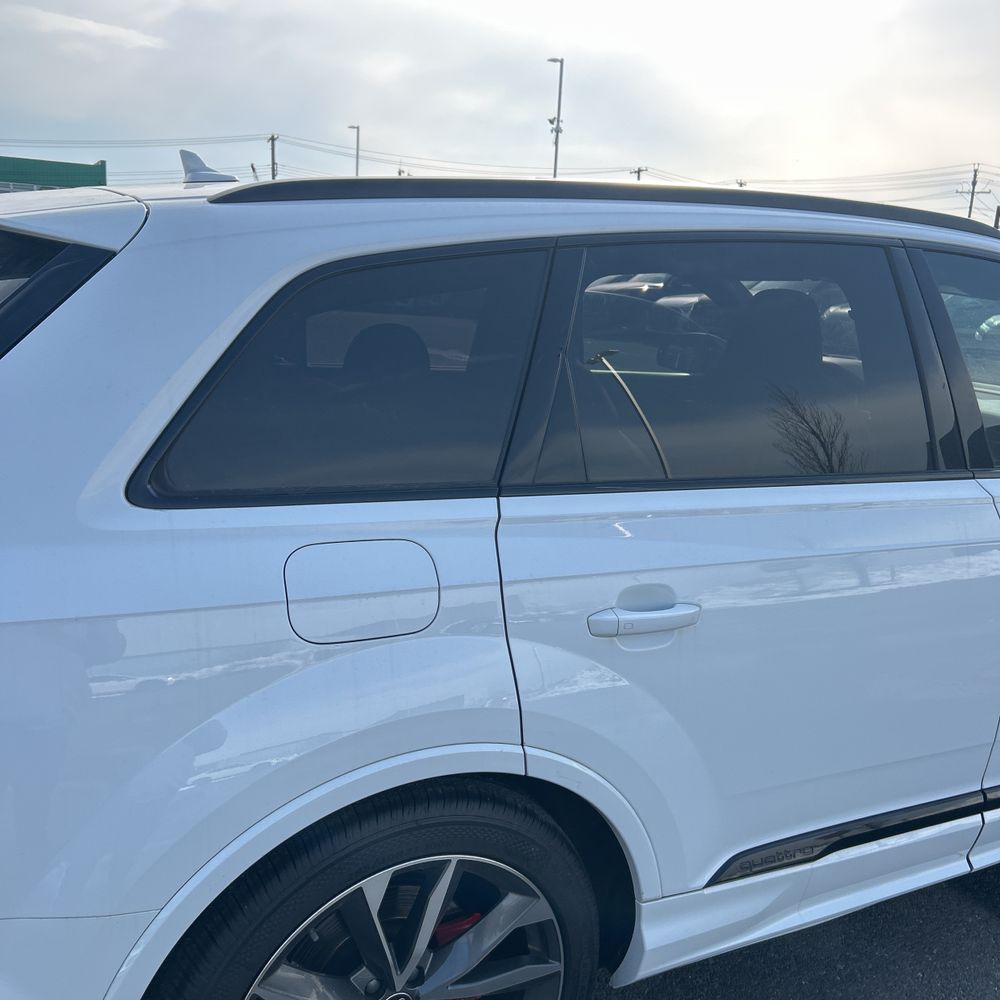 2023 Audi SQ7 - Image 25