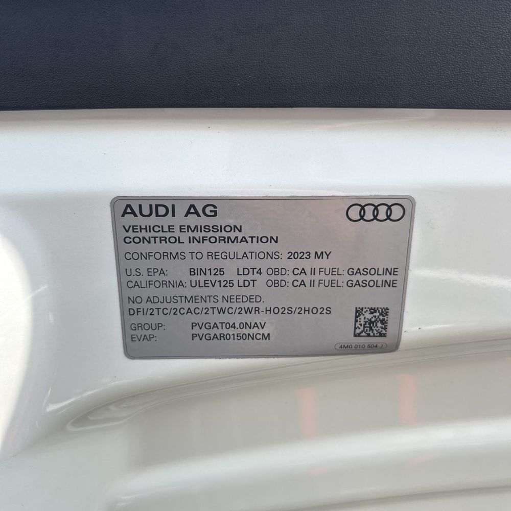 2023 Audi SQ7 - Image 32