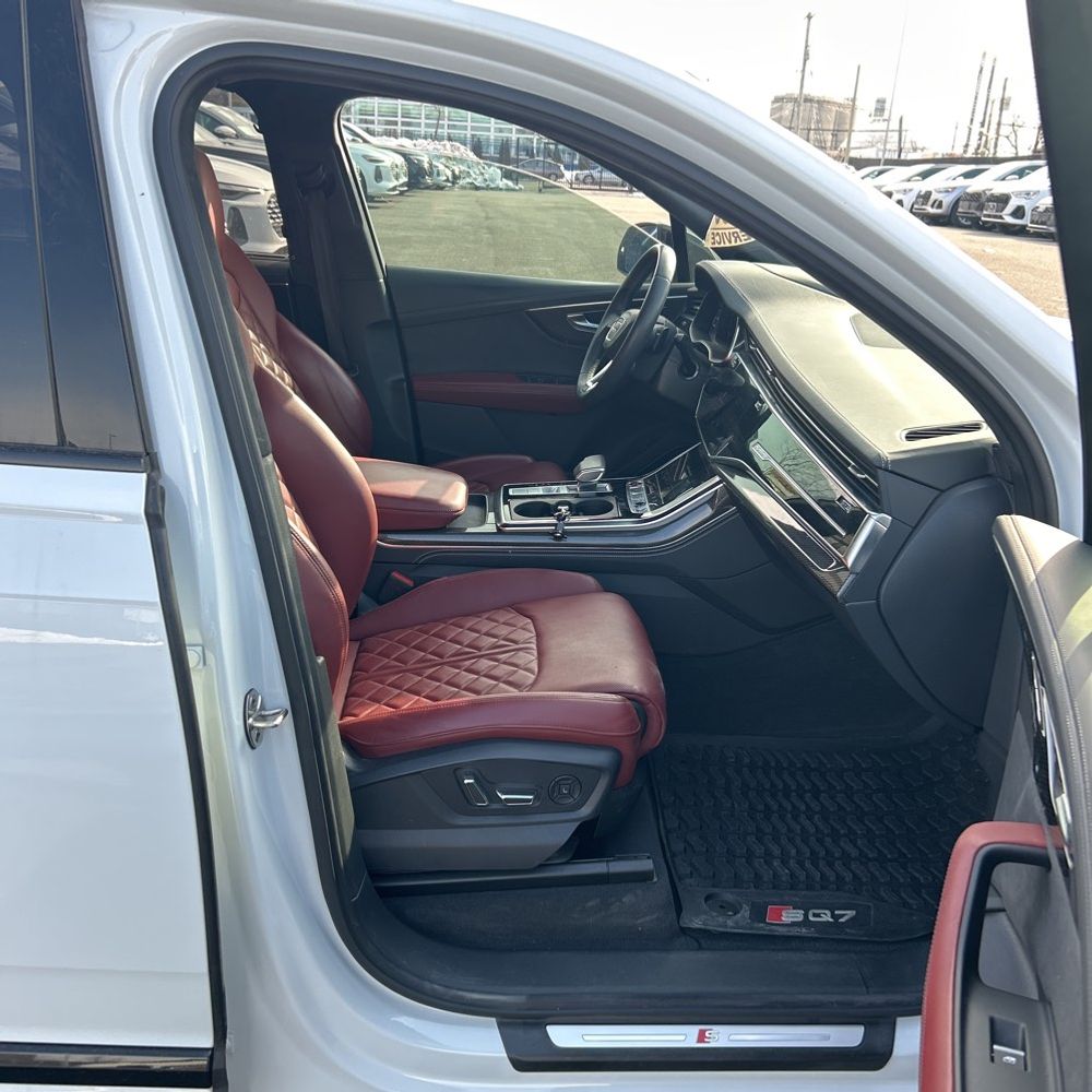 2023 Audi SQ7 - Image 41