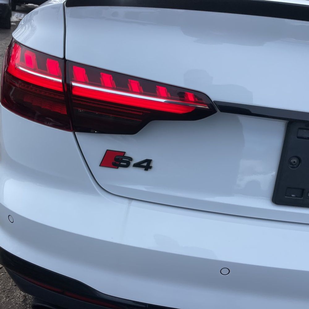 2024 Audi S4 - Image 2
