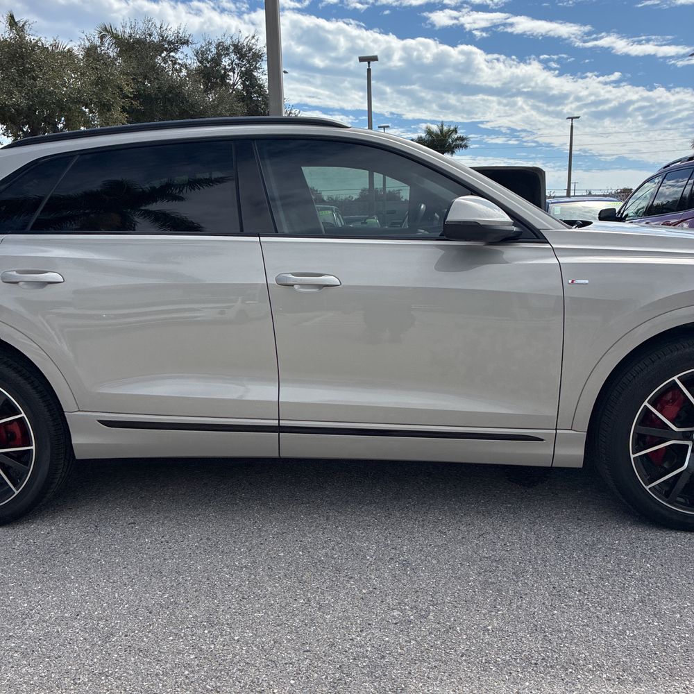 2023 Audi Q8 - Image 8