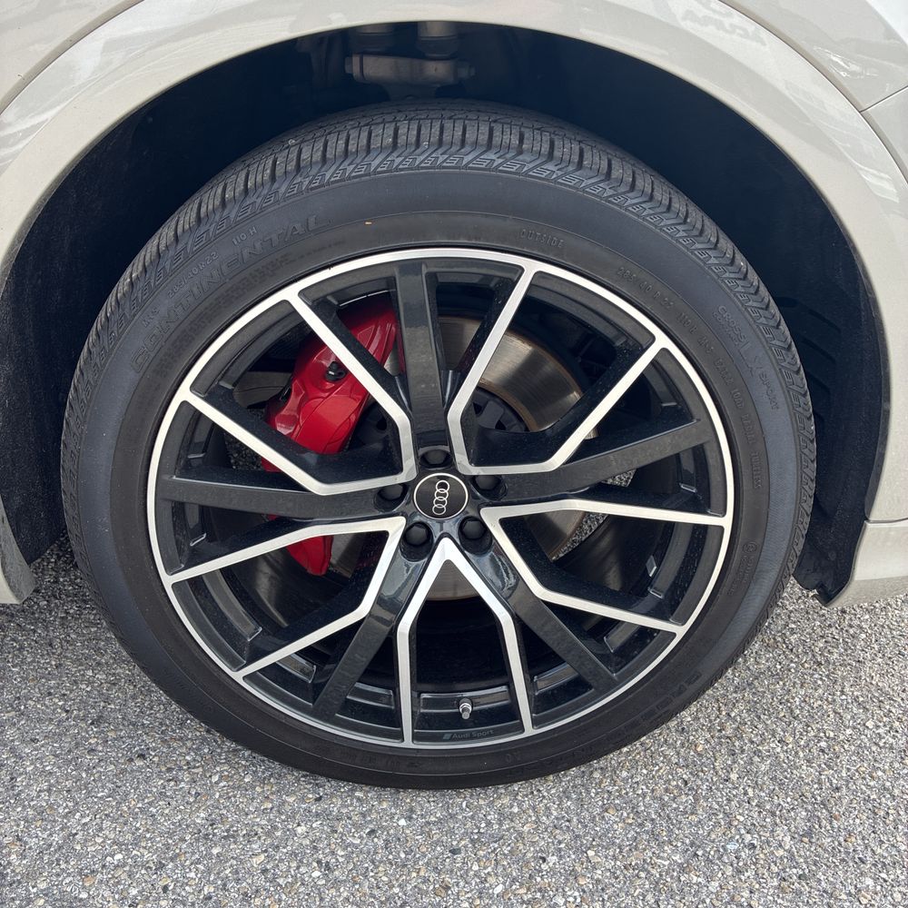 2023 Audi Q8 - Image 16