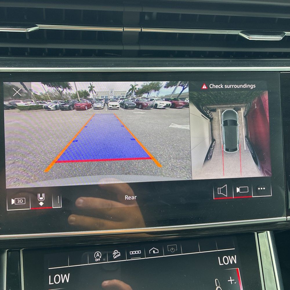 2023 Audi Q8 - Image 33