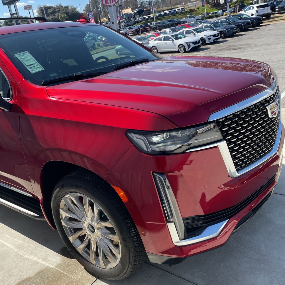 2024 Cadillac Escalade ESV - Image 4