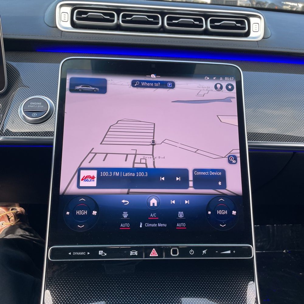 2023 Mercedes-Benz S-Class - Image 38