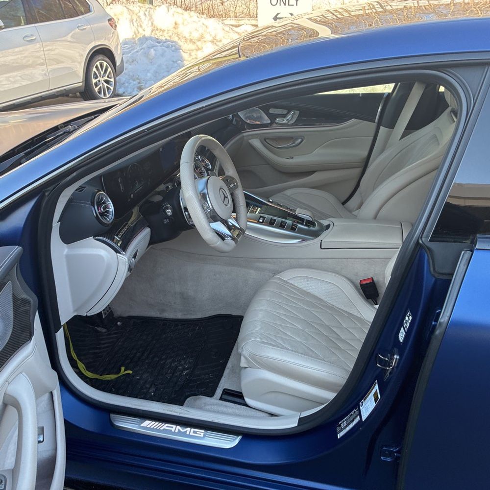 2020 Mercedes-Benz AMG GT - Image 11