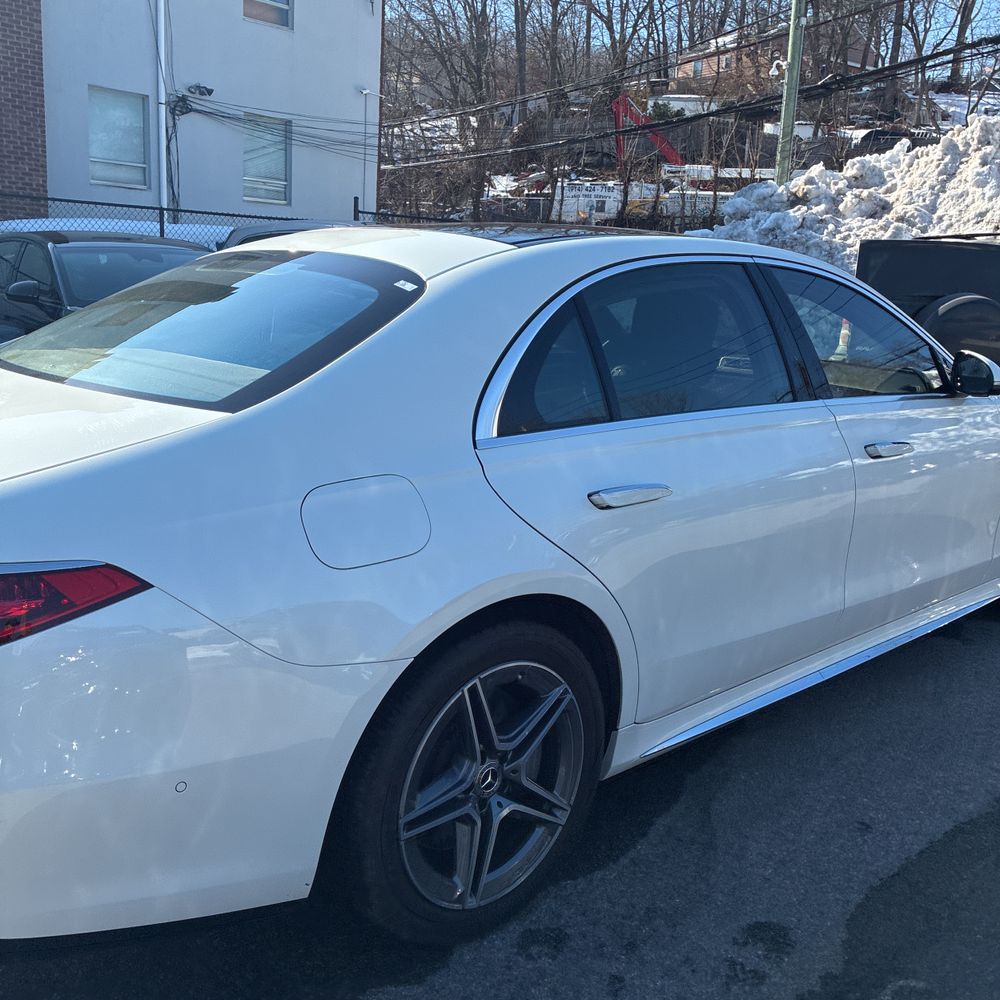 2023 Mercedes-Benz S-Class - Image 2