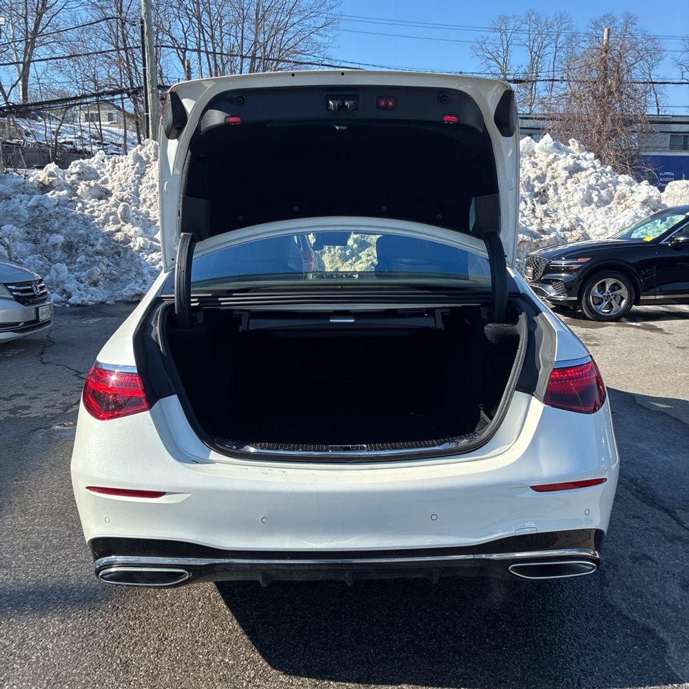 2023 Mercedes-Benz S-Class - Image 13