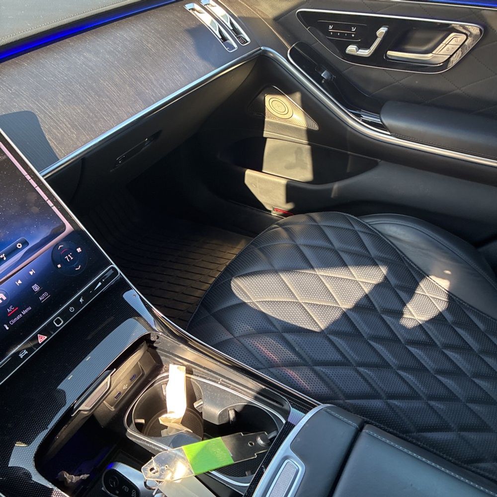 2023 Mercedes-Benz S-Class - Image 28