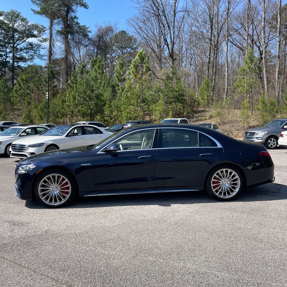 2025 Mercedes-Benz AMG S 63 E - Image 15