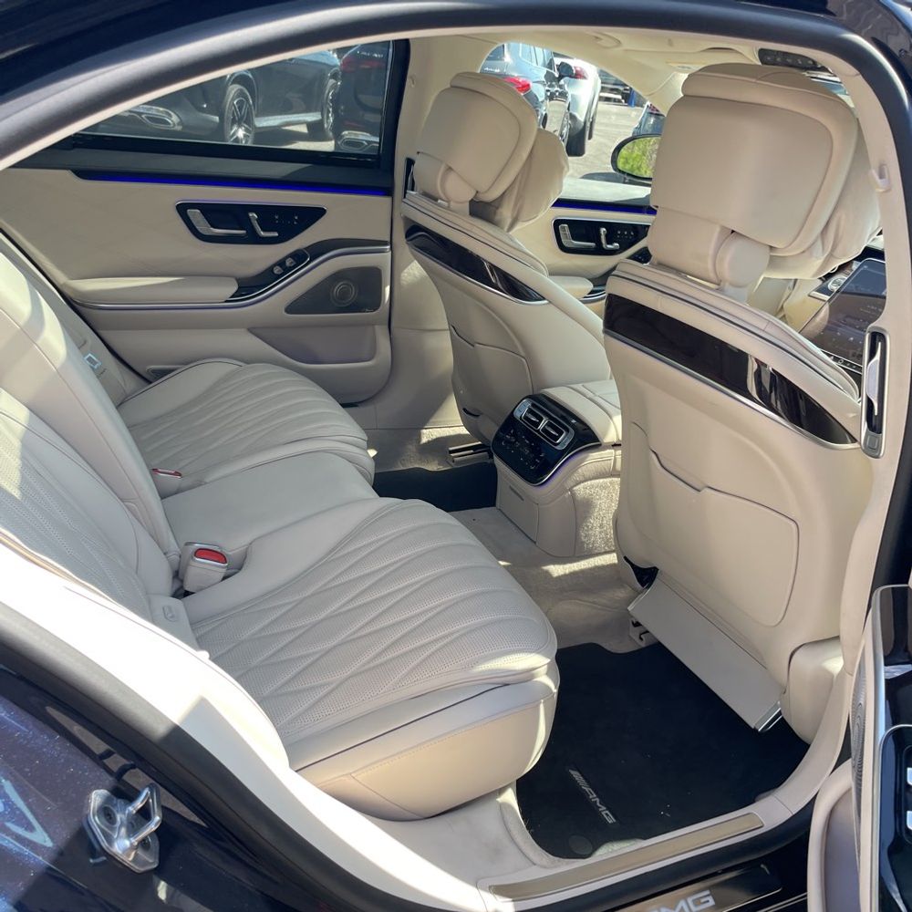 2025 Mercedes-Benz AMG S 63 E - Image 23